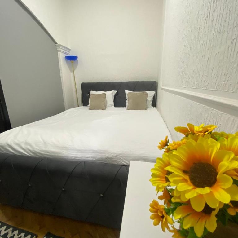 Топ роомс 12 - Two-Bedroom Apartment - 4