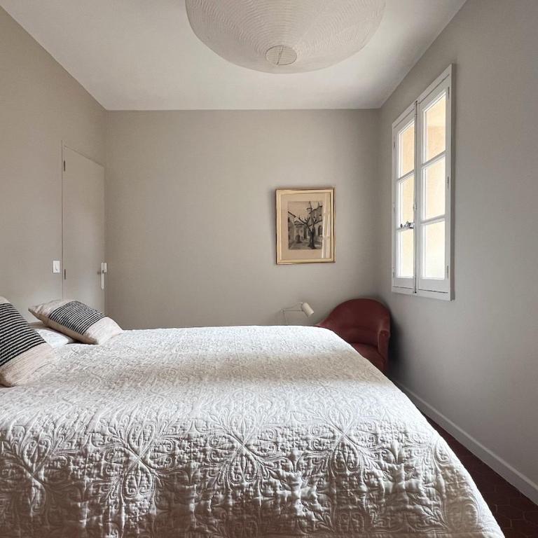 Appartements Avignon Centre - Chambre Double ou Lits Jumeaux avec Salle de Bains Privative - 6