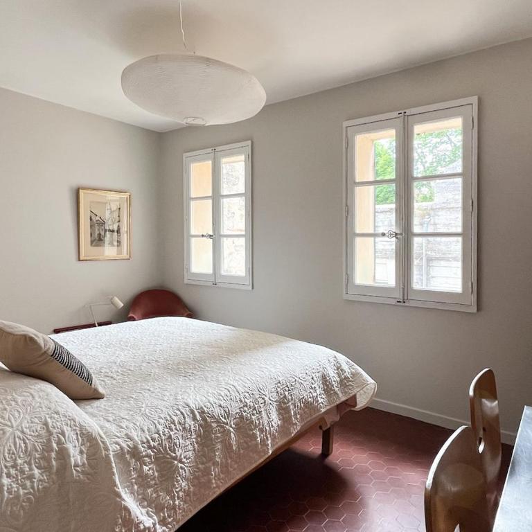 Appartements Avignon Centre - Chambre Double ou Lits Jumeaux avec Salle de Bains Privative - 1