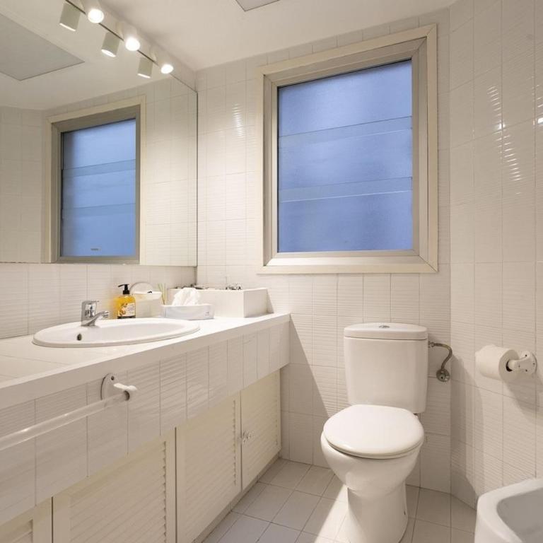 Gran Vía Suites - Three-Bedroom Apartment - 19