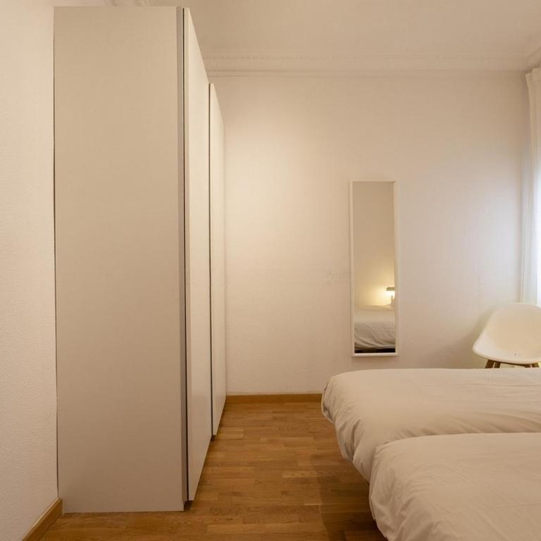 Gran Vía Suites - Three-Bedroom Apartment - 26