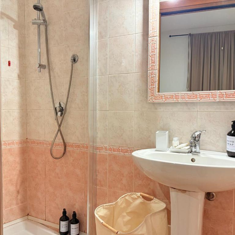 Luxury 5BR , 4BA Penthouse In the City Center - Appartamento Deluxe con 5 Camere da Letto - 18