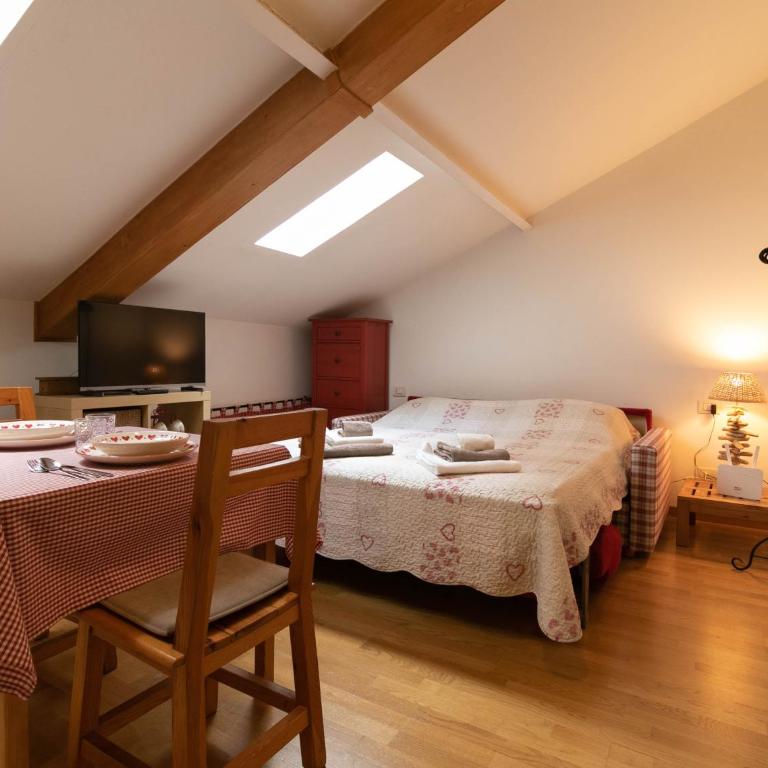 Mansarda dei Cuori a Lecco - Appartamento - 19