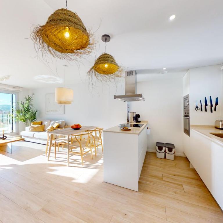 Atico Buen Vivir con gran terraza y vistas espectaculares en Marina Real II Denia by Family Homes Rentals - Apartamento Ático - 38