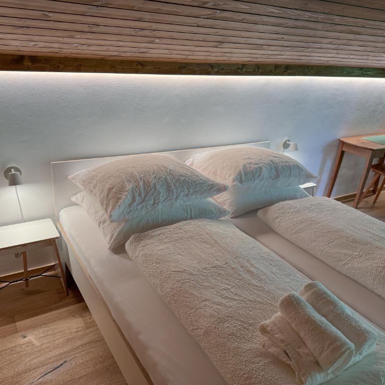 "Drei Buben" - Moderne Ferienwohnung in St Martin bei Lofer, NEU ab Sommer 2025 - Apartment mit 2 Schlafzimmern - 3