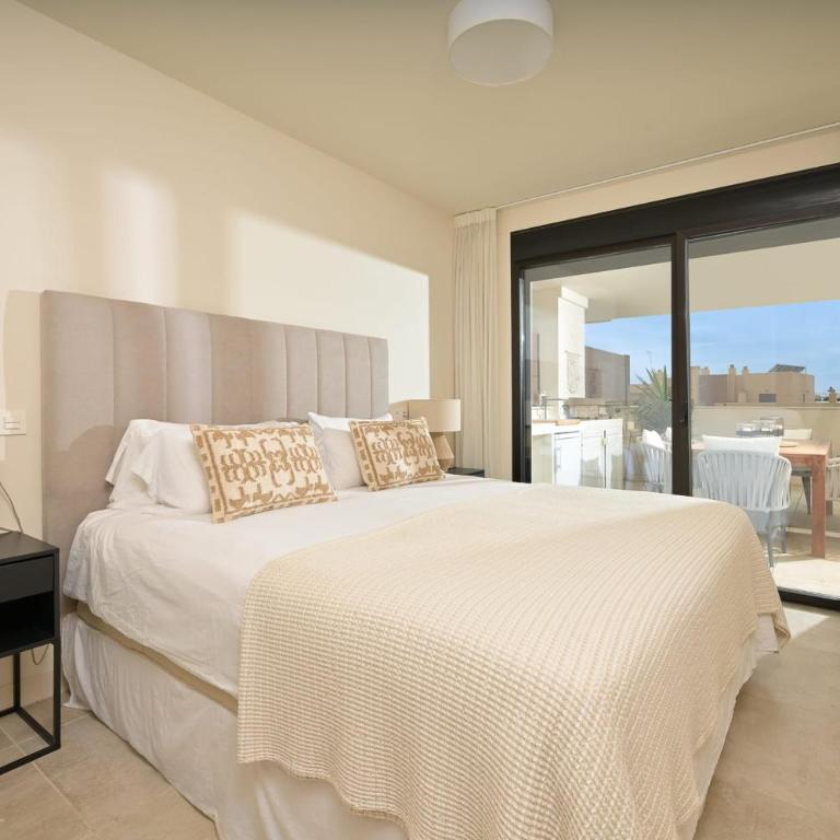 Luxury 3-Bedroom Corner Apartment with Large Terrace La Cala de Mijas - Apartment - 14