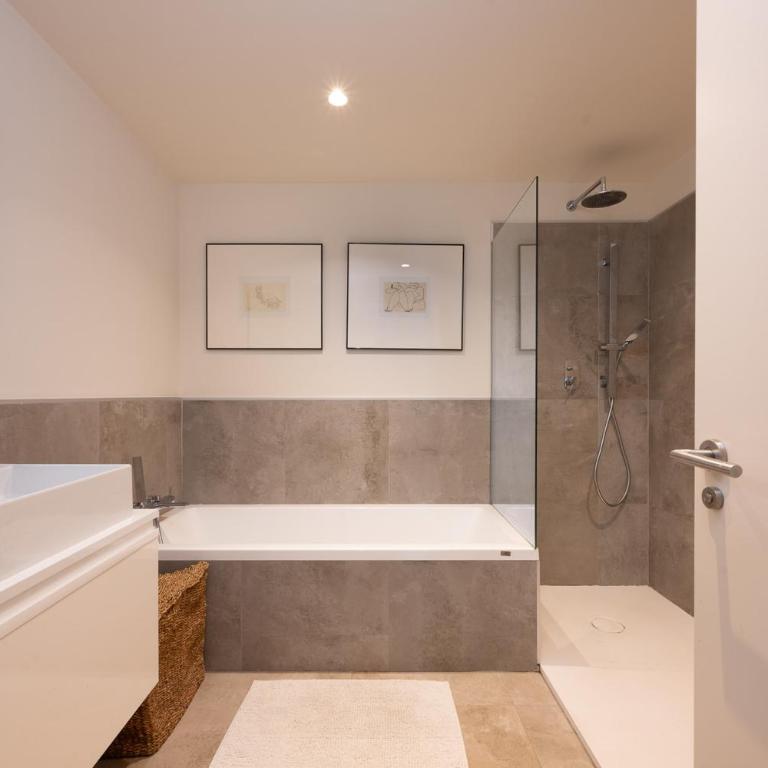 Luxury 3-Bedroom Corner Apartment with Large Terrace La Cala de Mijas - Apartment - 16