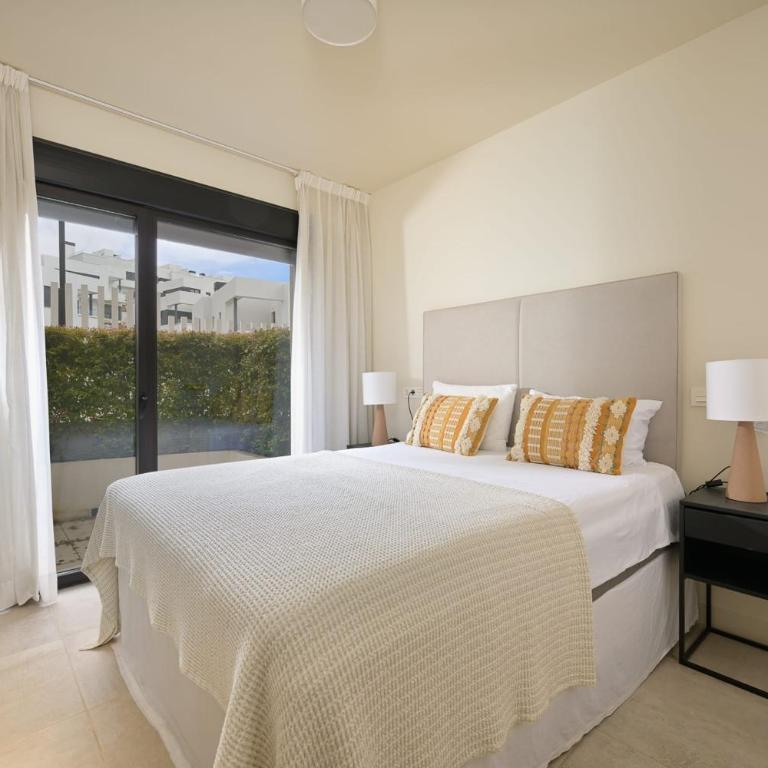 Luxury 3-Bedroom Corner Apartment with Large Terrace La Cala de Mijas - Apartment - 19