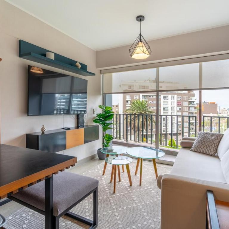 Perricholi Central Apartments by Geko - Two-Bedroom Apartment with View - 8