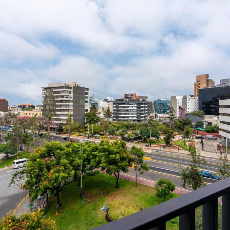 Perricholi Central Apartments by Geko - Two-Bedroom Apartment with View - 6