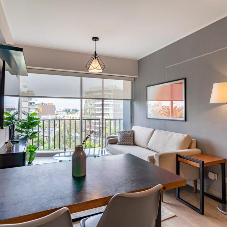 Perricholi Central Apartments by Geko - Two-Bedroom Apartment with View - 40