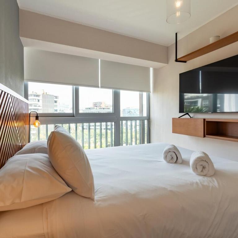 Perricholi Central Apartments by Geko - Two-Bedroom Apartment with View - 42