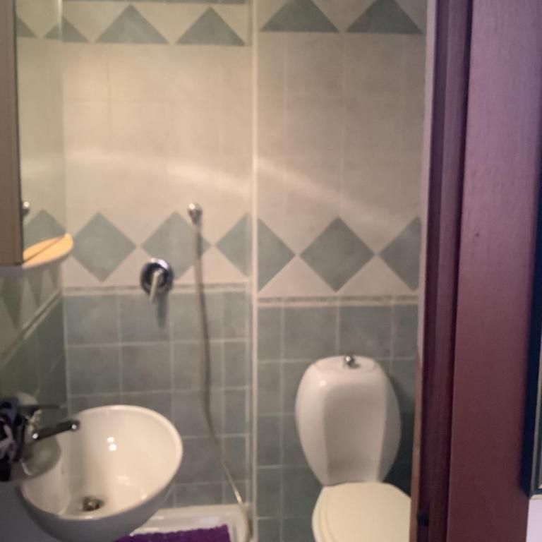 Casa camelie - Two-Bedroom House - 5