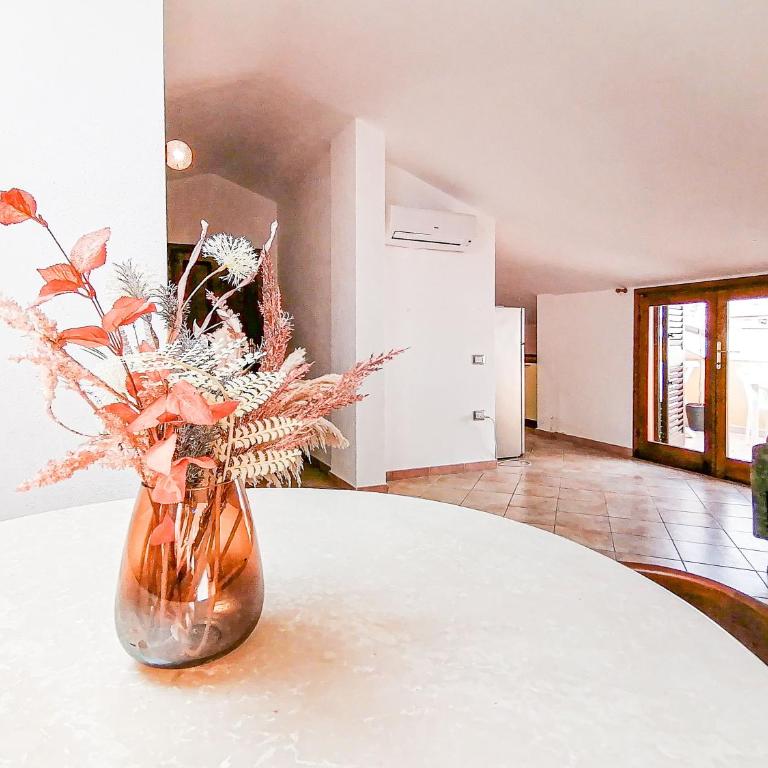 Jer Home - One-Bedroom Apartment - 10