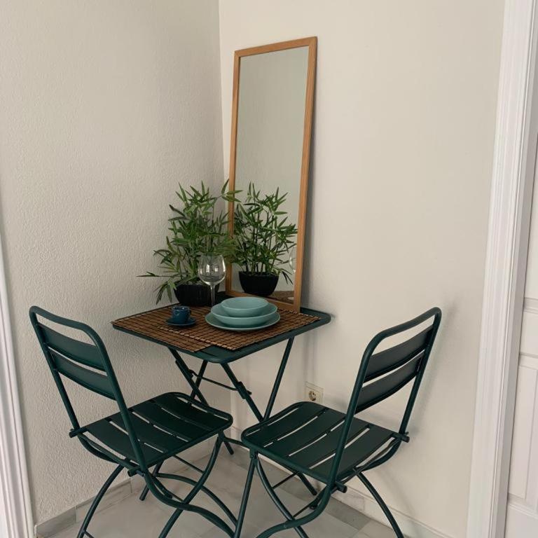 victoria - One-Bedroom Apartment - 14