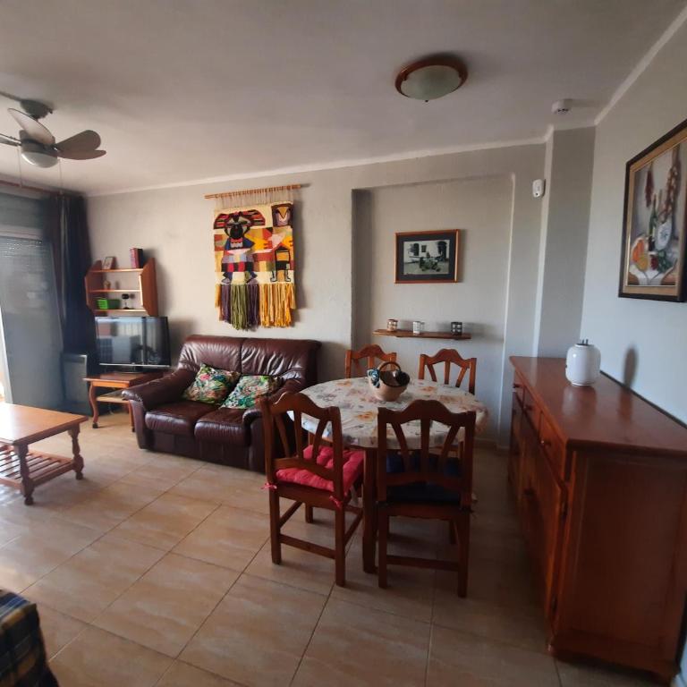 Los Pinos - Two-Bedroom Apartment - 2