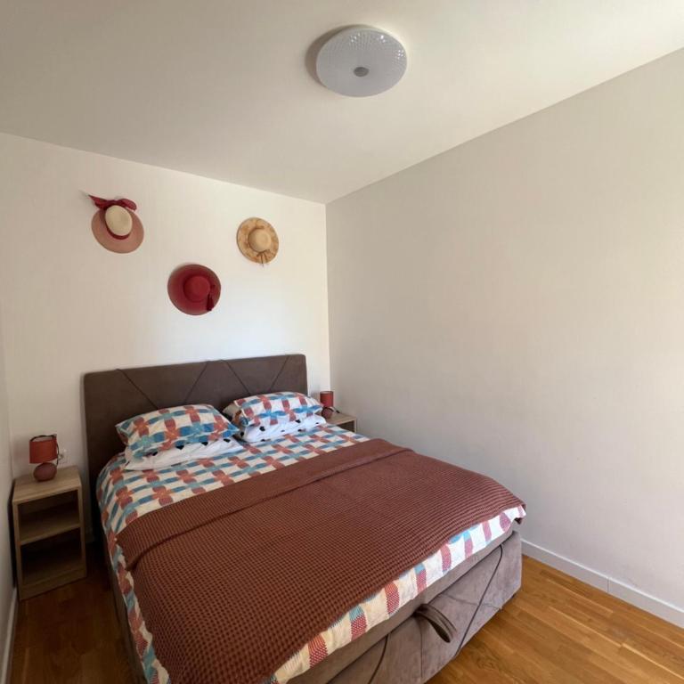 Apartment Montenegro Becici - One-Bedroom Apartment - 8