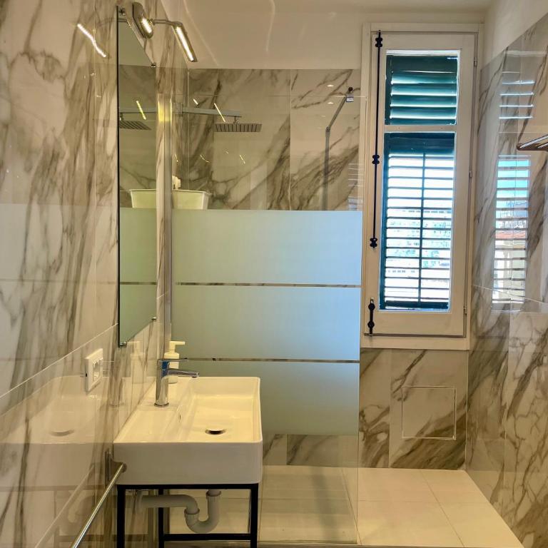 La casa di Didì - Double Room with Private Bathroom - 12