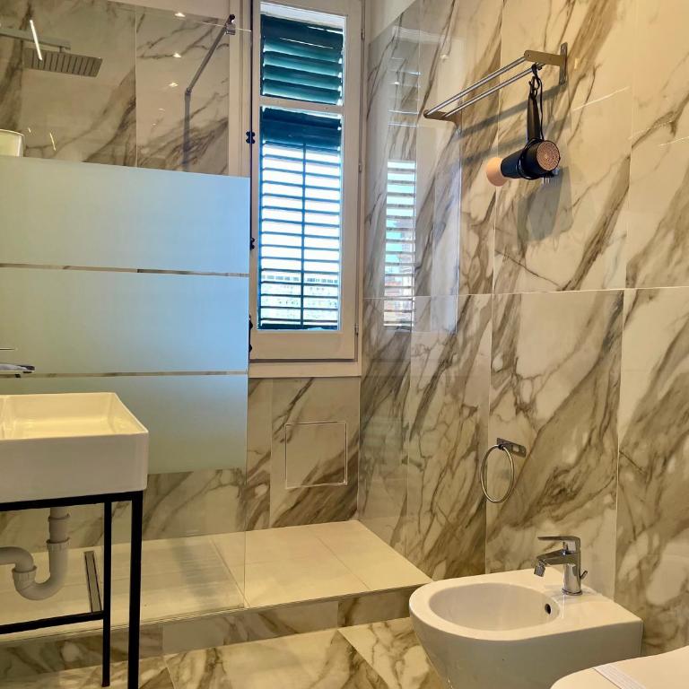 La casa di Didì - Double Room with Private Bathroom - 13