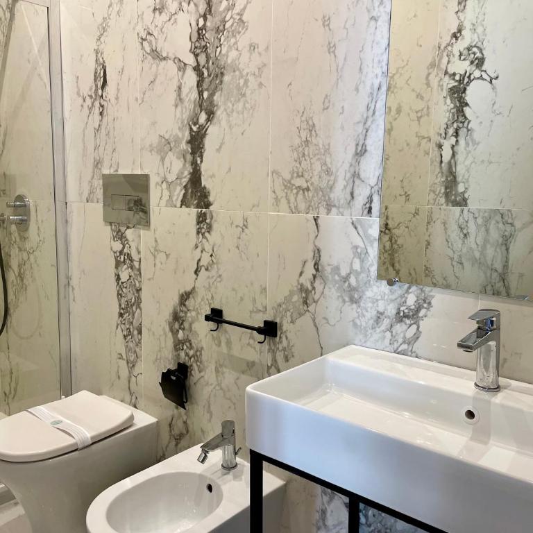 La casa di Didì - Double Room with Private Bathroom - 2