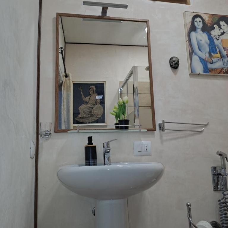 casa vacanze edwige castello - Two-Bedroom House - 40