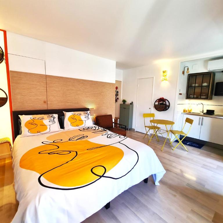 STUDIO BALCON CALME AVEC PARKING 5mn de la MER - Appartement 1 Chambre - 2