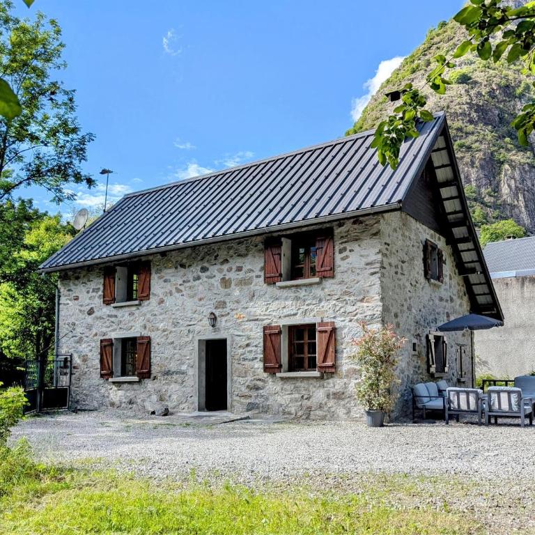Maison avec grand jardin, garage, jacuzzi supplément - Haus mit 5 Schlafzimmern - 2
