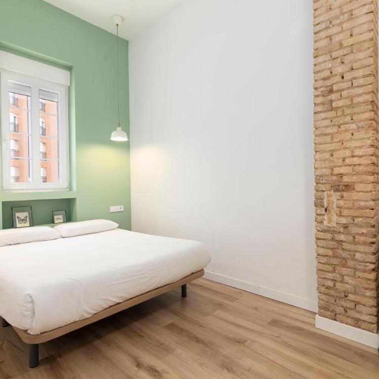 Cozy apartment Valencia city center! - Three-Bedroom Apartment - 15