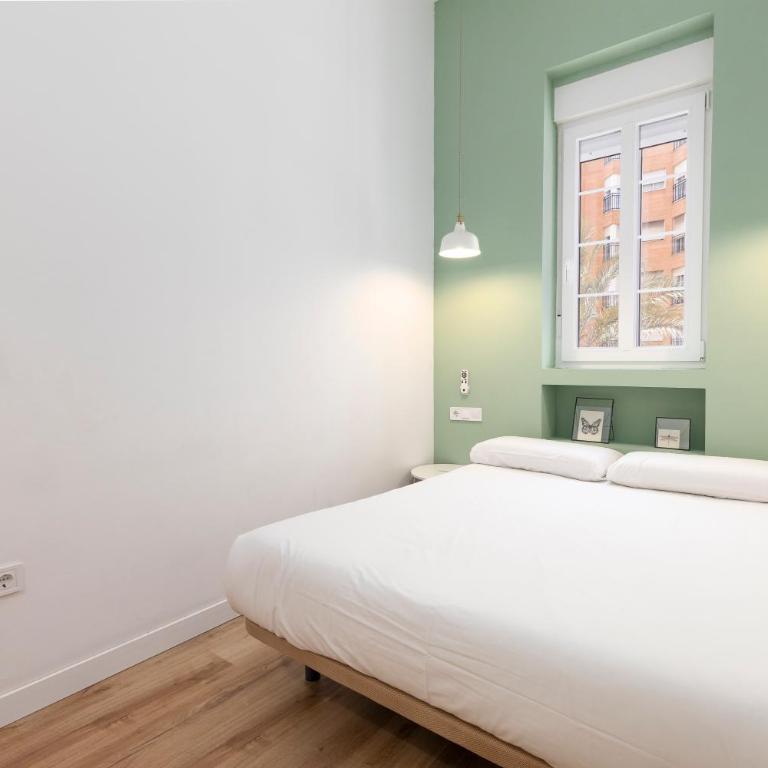 Cozy apartment Valencia city center! - Three-Bedroom Apartment - 41