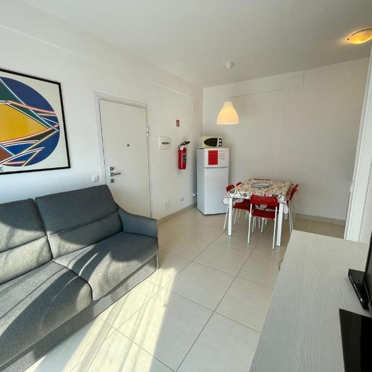 Flat with garden near the beach - Appartamento - 4