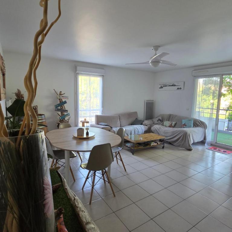 Au pied des calanques, nature, plages à 6min, parking, bus direct, idéal famille - Apartamento de 3 dormitorios - 6