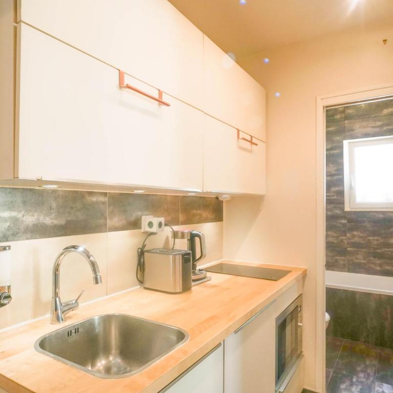 Eiffel Tower & Invalides - Cosy Quiet Appartement - Appartement-Studio avec 1 Lit Double - 4