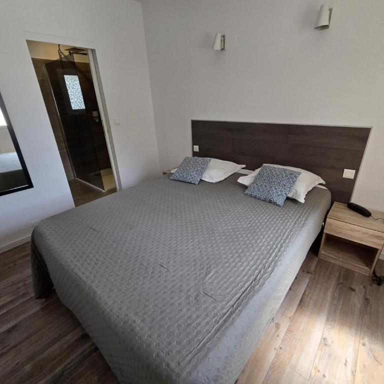 Hôtel de la Poste Piscine - Chambre Double - Rez-de-Chaussée - 13