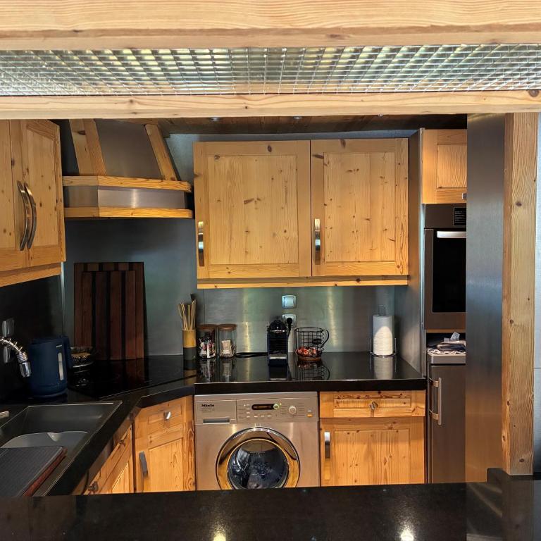 3 Bed Apartment with Private Terrace, Communal Pool, Mont Blanc Views - Appartement 3 Chambres avec Vue sur la Montagne - 6