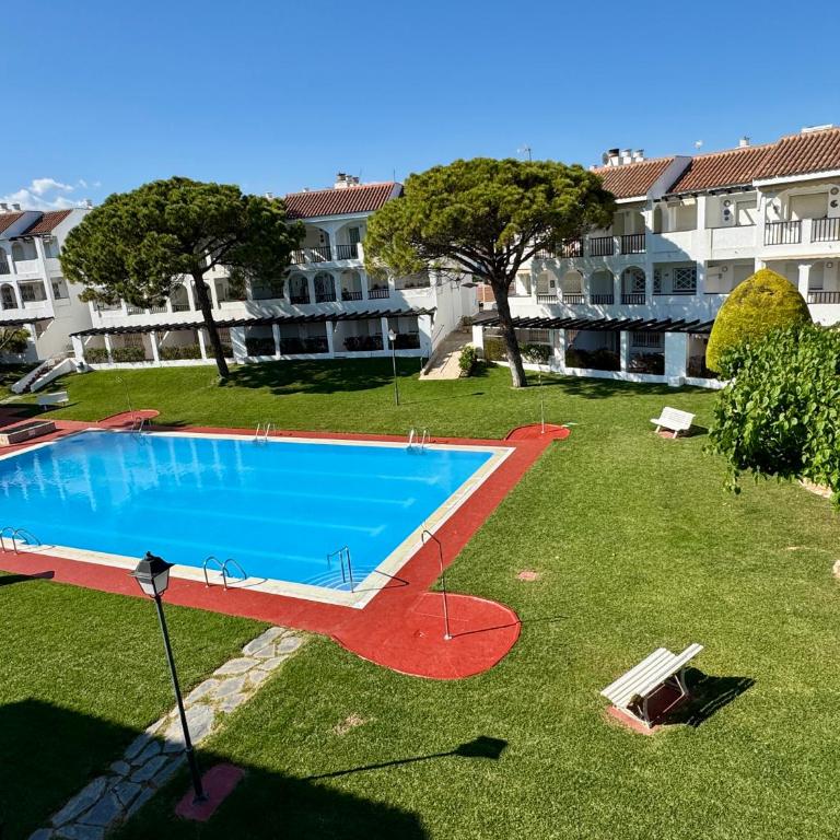 Azor Playa Somhome - Two-Bedroom Apartment with Pool View - 11