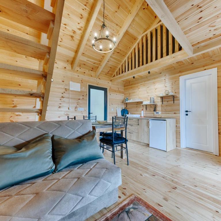Olive Hills holiday homes 3 - Three-Bedroom Chalet - 7