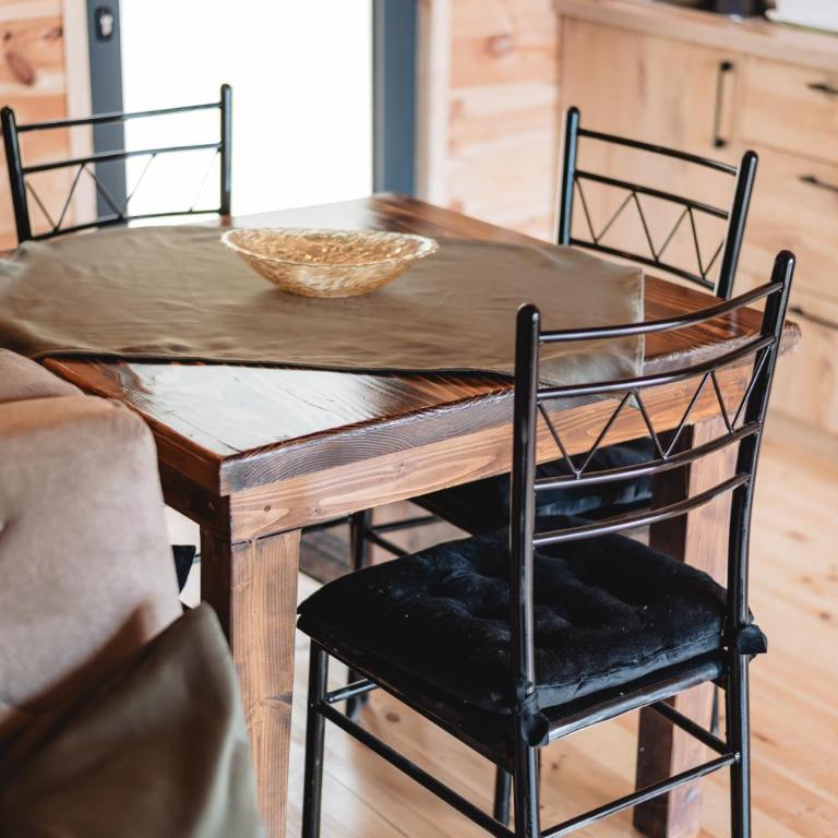 Olive Hills holiday homes 3 - Three-Bedroom Chalet - 31