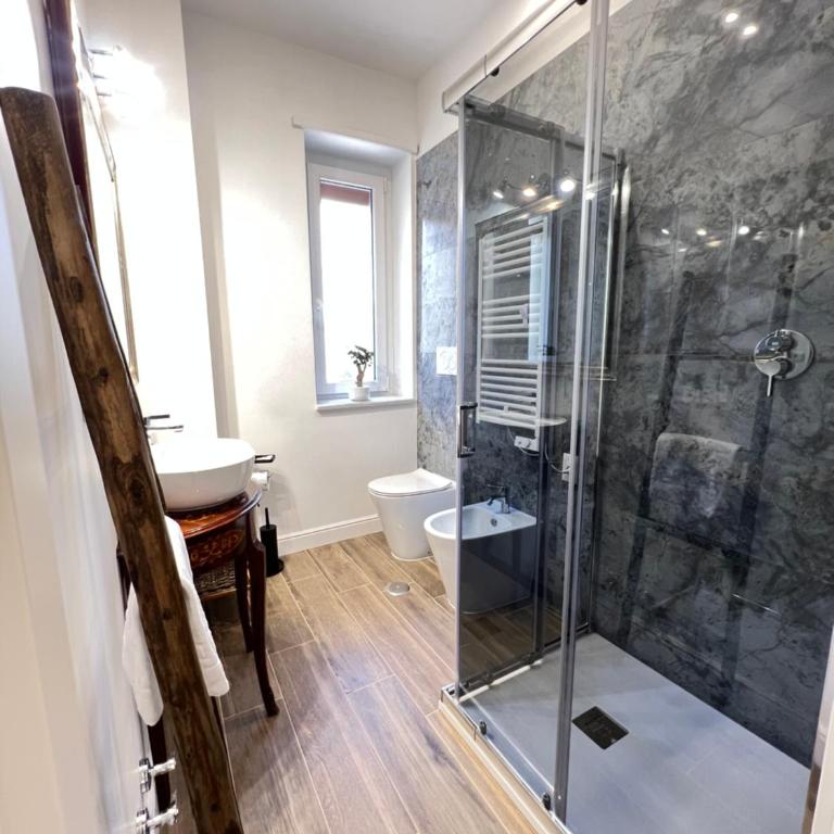 Trastevere10 - Appartamento con 2 Camere da Letto e Balcone - 15