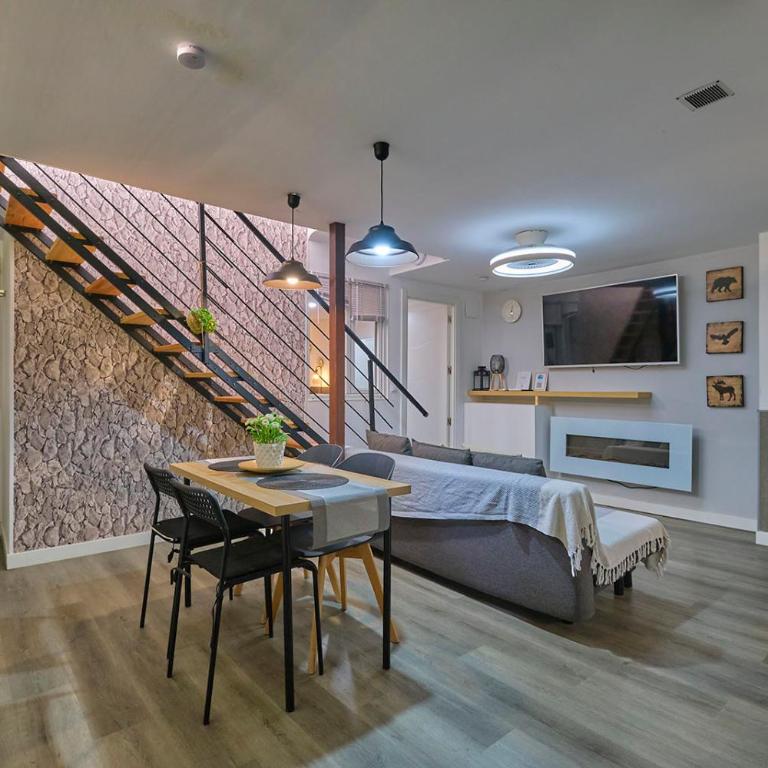 Alojamientos céntricos con bañera jacuzzi hidromasaje romántico - One-Bedroom Apartment - 15