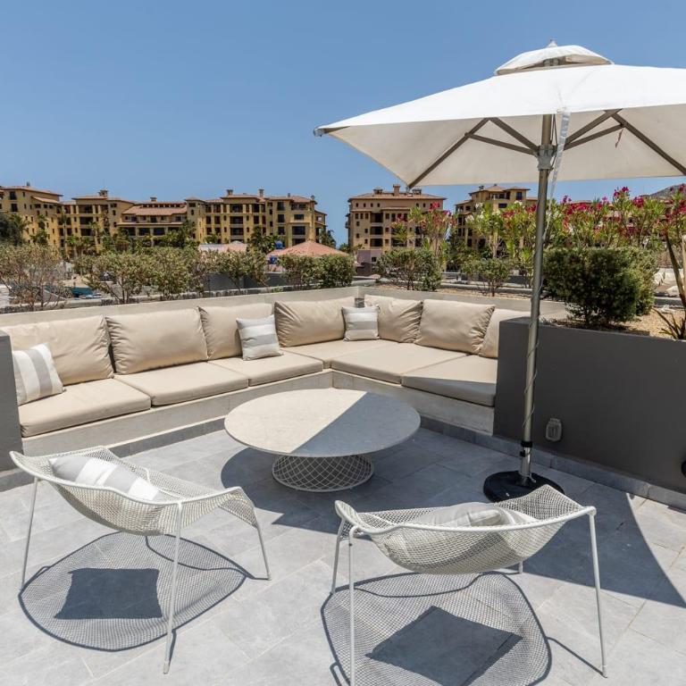 2 BR Cabo Marina Walk to Beach & Private Jacuzzi - Apartamento - 1