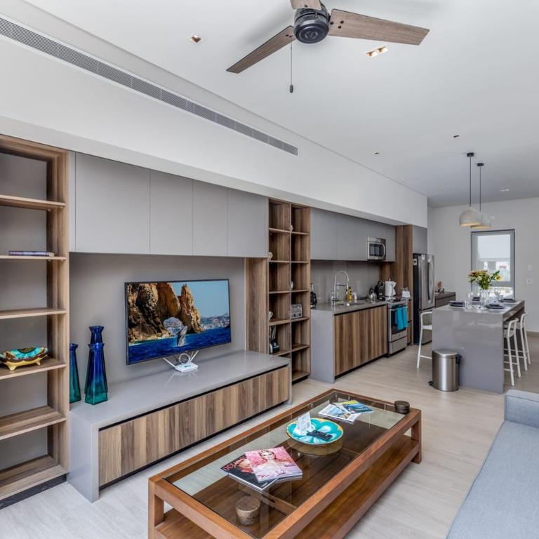2 BR Cabo Marina Walk to Beach & Private Jacuzzi - Apartamento - 13