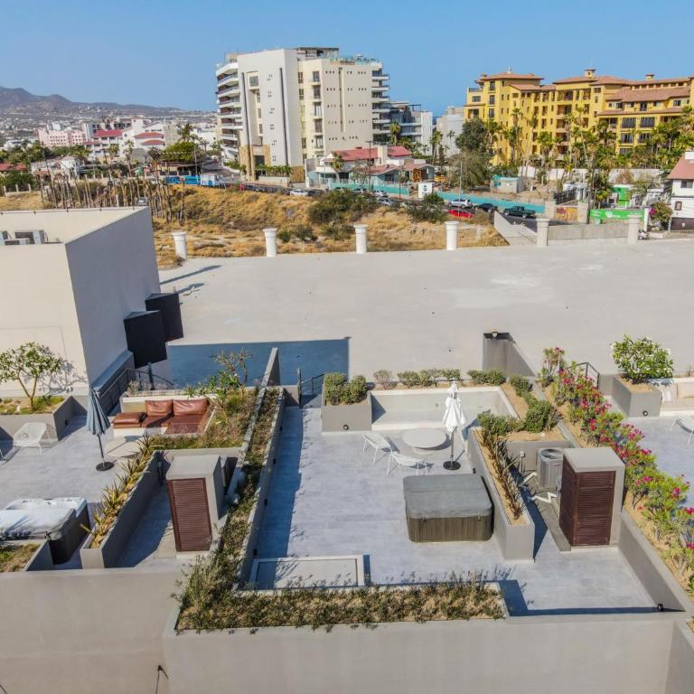 2 BR Cabo Marina Walk to Beach & Private Jacuzzi - Apartamento - 18