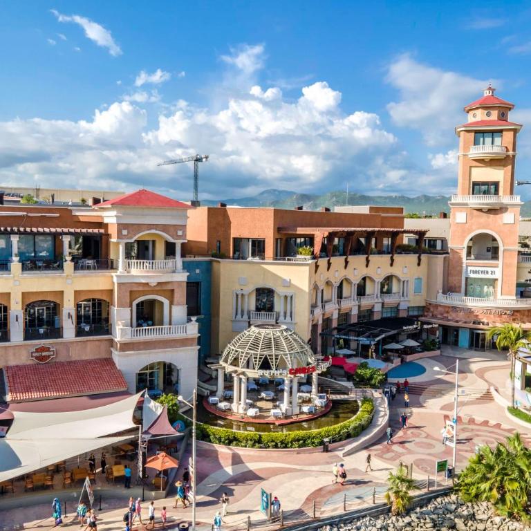 2 BR Cabo Marina Walk to Beach & Private Jacuzzi - Apartamento - 31