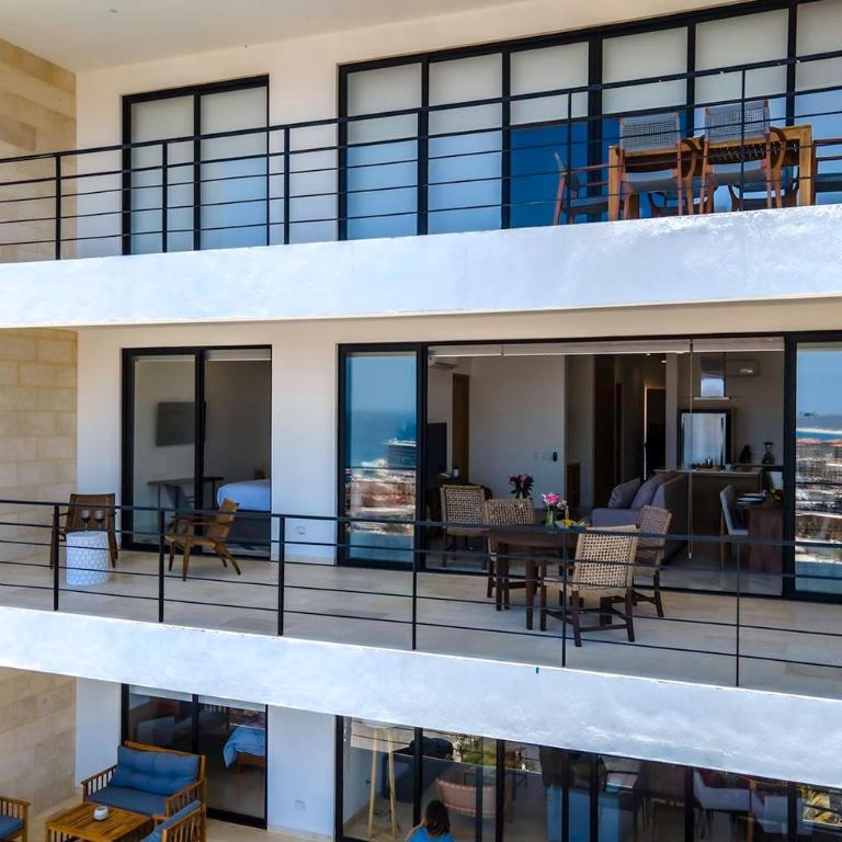 Stunning Ocean Views & Walk to Cabo Marina - Apartamento - 12