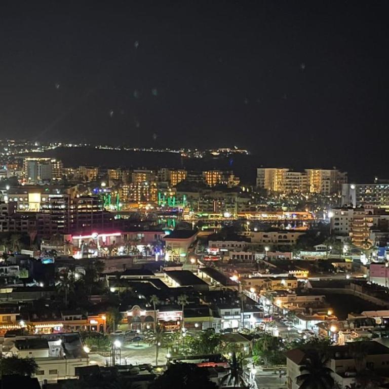Stunning Ocean Views & Walk to Cabo Marina - Apartamento - 29
