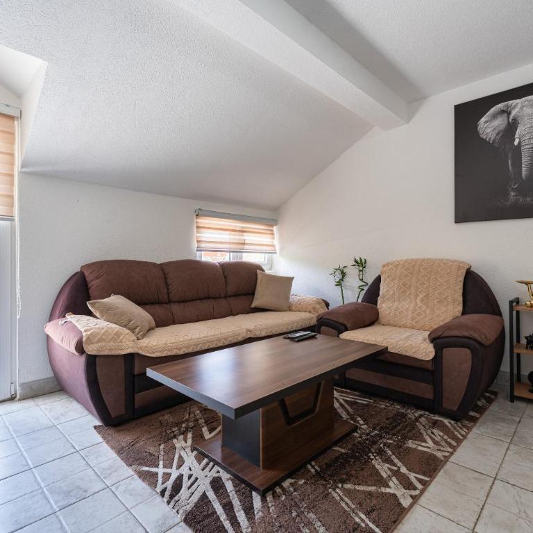 Apartments R&M - Apartman sa Balkonom - 3