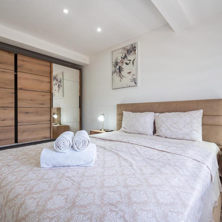 Apartments R&M - Apartman sa Balkonom - 10