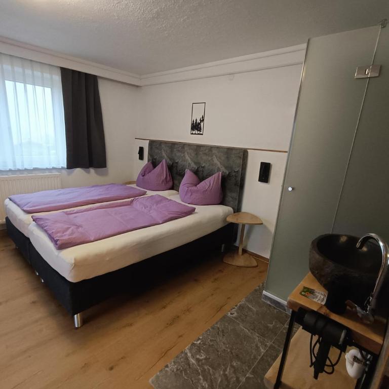 Landhaus Mayr - Doppelzimmer mit Balkon - 3