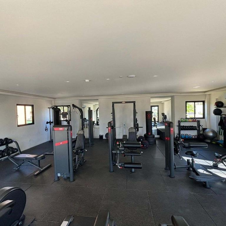 Gorgeous 2 BR Condo with Resort Access at Mavila - Apartamento - 47