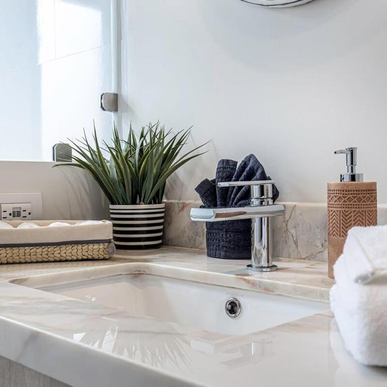 Cozy 2 BR with Private Terrace & BBQ in Quivira - Apartamento - 15
